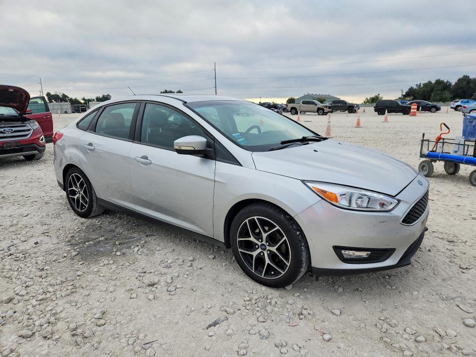 Продажа на аукционе авто 2017 Ford Focus, vin: 1FADP3H28HL290122, номер лота: 70058676