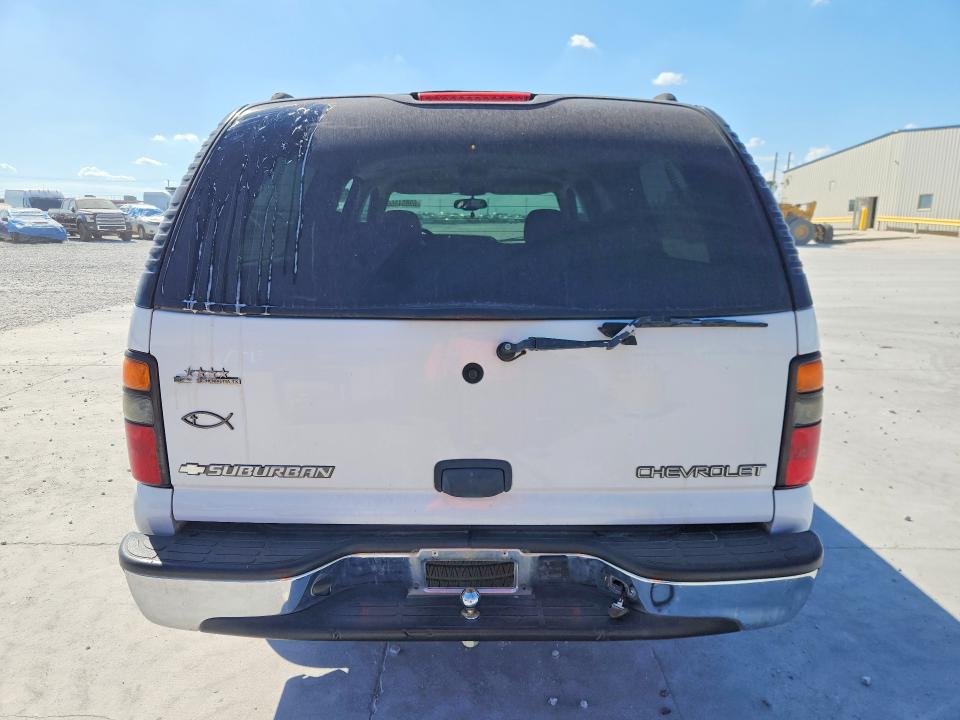 69804866 :رقم المزاد ، 1GNEC16Z25J203733 vin ، 2005 Chevrolet Suburban مزاد بيع