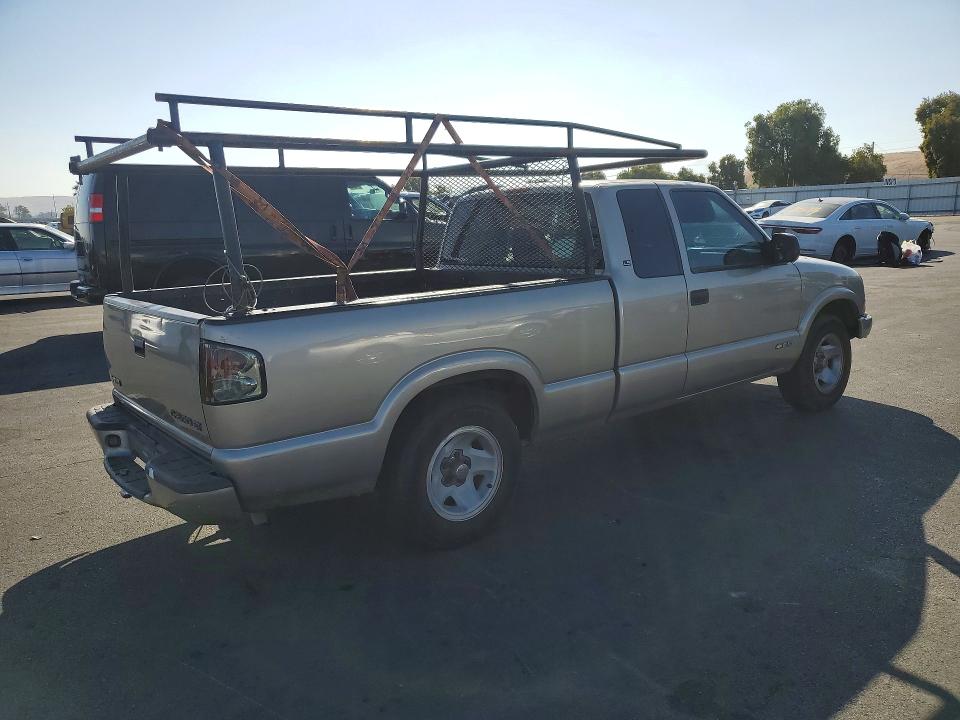 69437376 :رقم المزاد ، 1GCCS19W9Y8280261 vin ، 2000 Chevrolet S Truck مزاد بيع