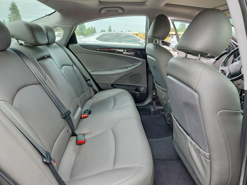 70142286 :رقم المزاد ، 5NPEC4AB0CH457113 vin ، 2012 Hyundai Sonata مزاد بيع