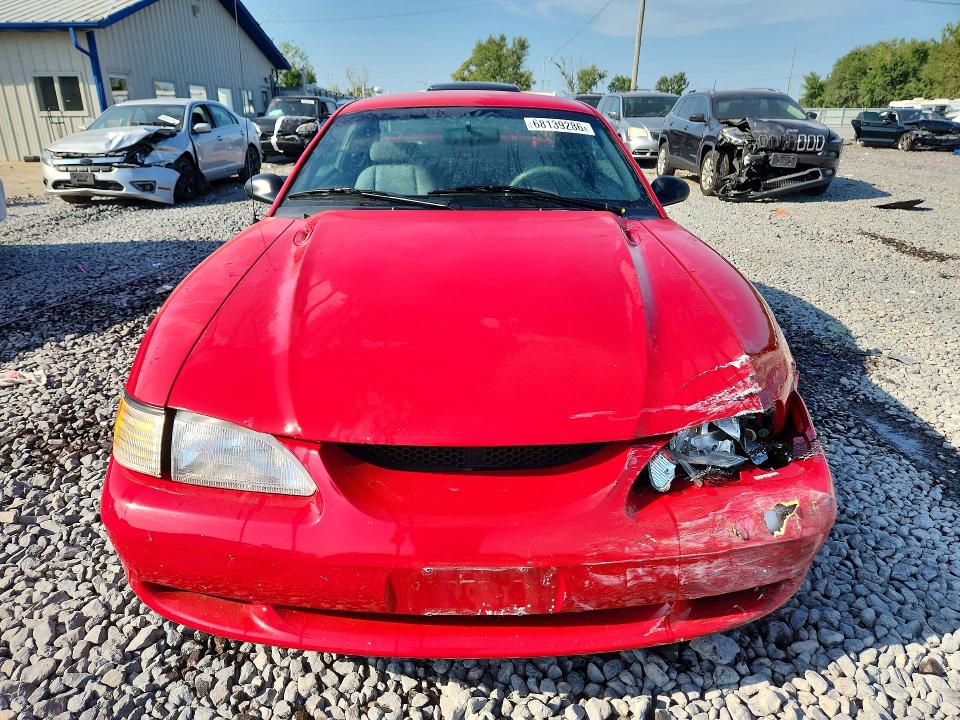 68139286 :رقم المزاد ، 1FALP4049TF102410 vin ، 1996 Ford Mustang مزاد بيع