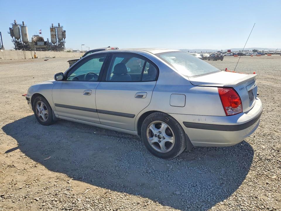 70640226 :رقم المزاد ، KMHDN46D04U918670 vin ، 2004 Hyundai Elantra مزاد بيع