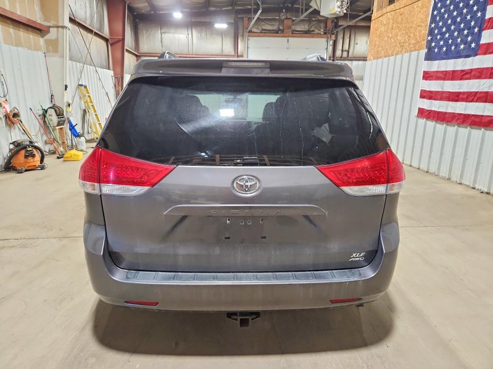 Aukcja sprzedaży 2014 Toyota Sienna, vin: 5TDDK3DC6ES092270, numer aukcji: 69458756