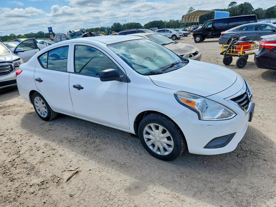 2015 Nissan Versa მანქანა იყიდება აუქციონზე, vin: 3N1CN7AP2FL801319, აუქციონის ნომერი: 70501716