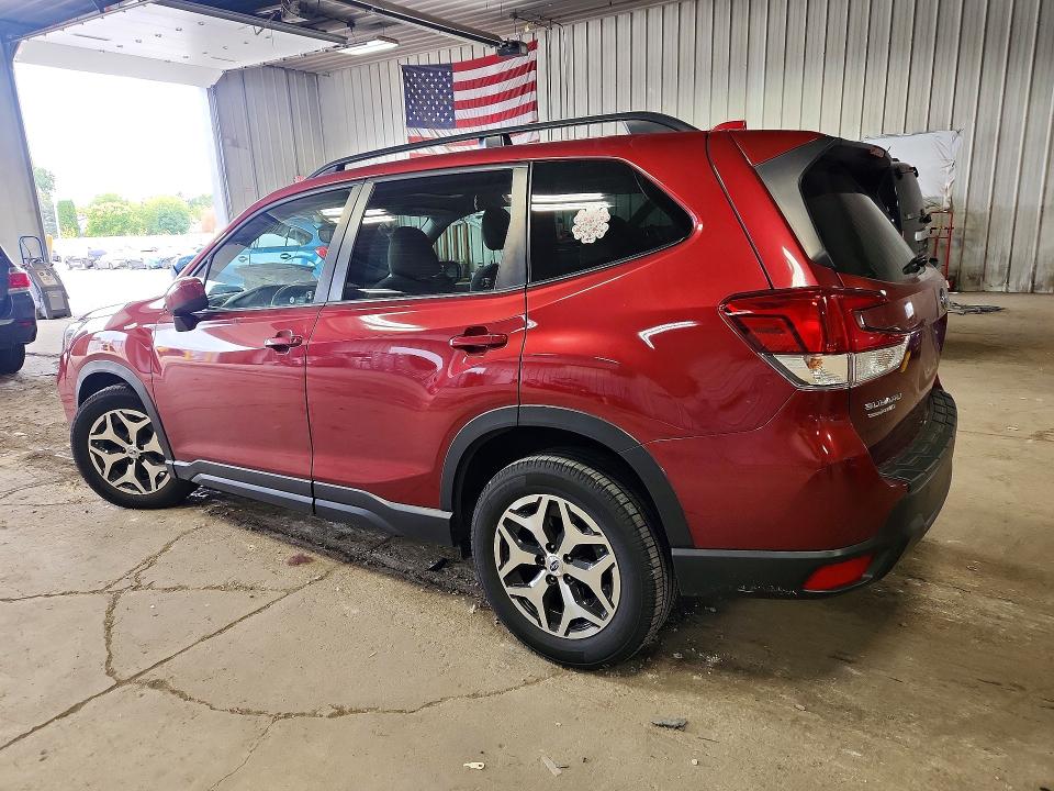 70290476 :رقم المزاد ، JF2SKAFC9MH423078 vin ، 2021 Subaru Forester مزاد بيع