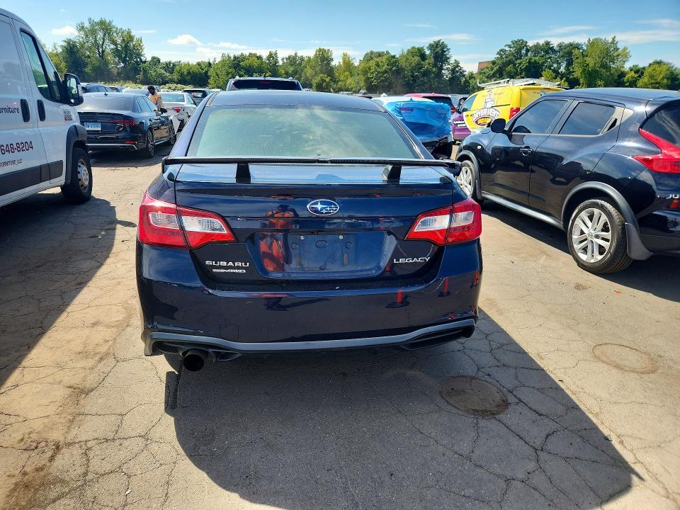 Auction sale of the 2018 Subaru Legacy, vin: 4S3BNAB64J3042995, lot number: 65703316
