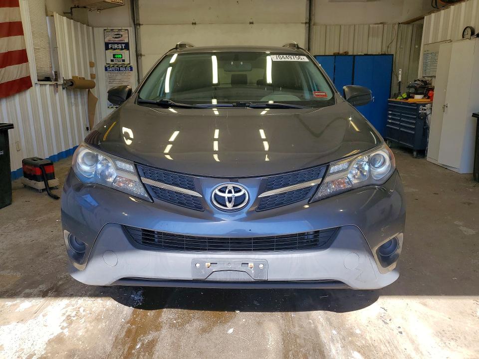 2015 Toyota Rav4 მანქანა იყიდება აუქციონზე, vin: JTMBFREV1FD144724, აუქციონის ნომერი: 70449756