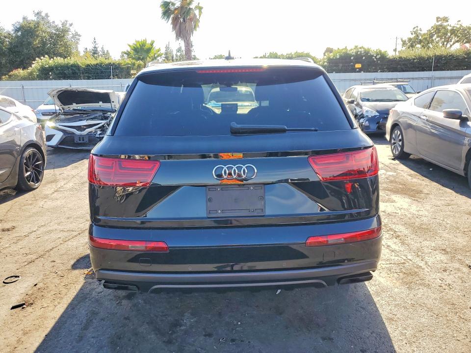 Aukcja sprzedaży 2019 Audi Q7, vin: WA1VAAF73KD002800, numer aukcji: 68222256