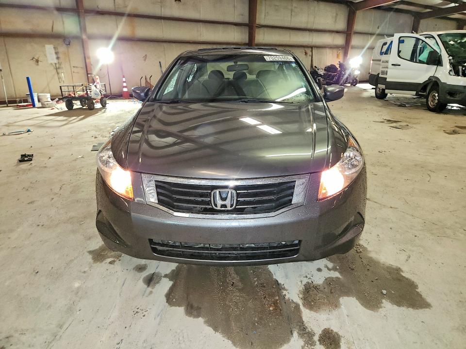 70259466 :رقم المزاد ، 1HGCP26768A085572 vin ، 2008 Honda Accord مزاد بيع