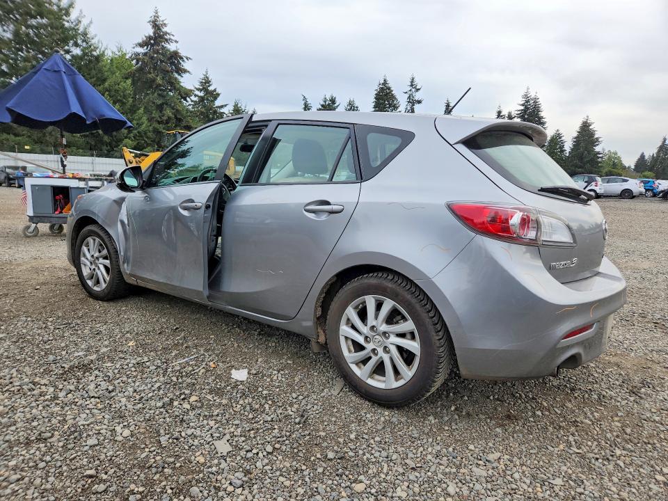 69646576 :رقم المزاد ، JM1BL1L89C1570990 vin ، 2012 Mazda 3 مزاد بيع