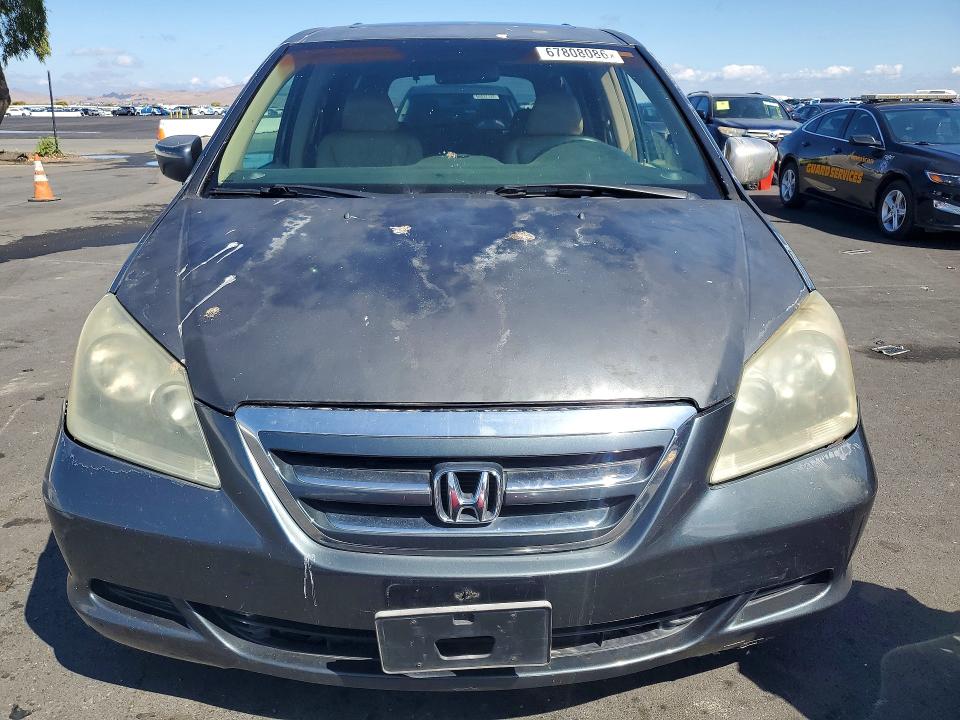 2005 Honda Odyssey მანქანა იყიდება აუქციონზე, vin: 5FNRL38705B052562, აუქციონის ნომერი: 67808086