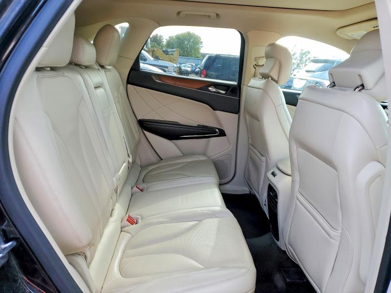 70702536 :رقم المزاد ، 5LMTJ2AH5FUJ23183 vin ، 2015 Lincoln Mkc مزاد بيع
