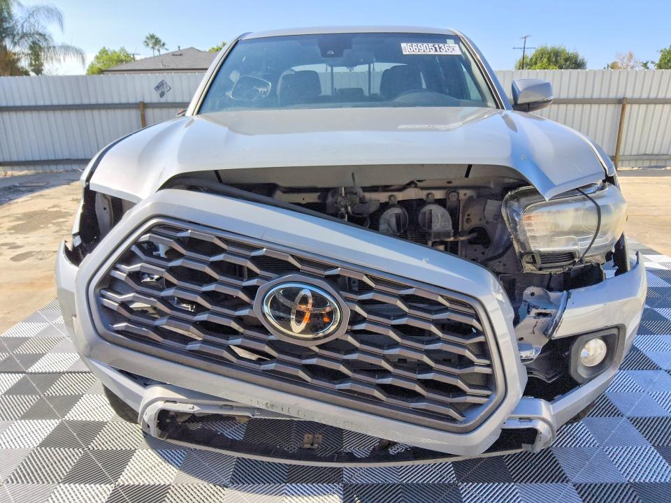 66905136 :رقم المزاد ، 5TFAZ5CN8MX112332 vin ، 2021 Toyota Tacoma مزاد بيع