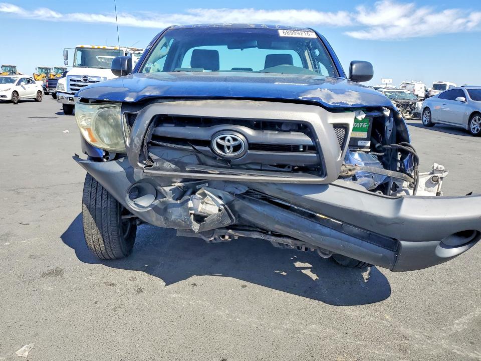 68989216 :رقم المزاد ، 5TENX22NX5Z043368 vin ، 2005 Toyota Tacoma مزاد بيع