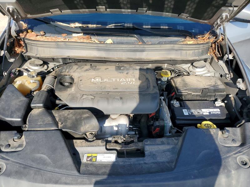 68696246 :رقم المزاد ، 1C4PJLCB1HW660762 vin ، 2017 Jeep Cherokee مزاد بيع