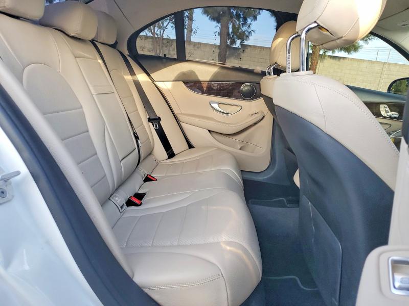 2015 Mercedes-benz C მანქანა იყიდება აუქციონზე, vin: 55SWF4JB5FU083126, აუქციონის ნომერი: 68241436