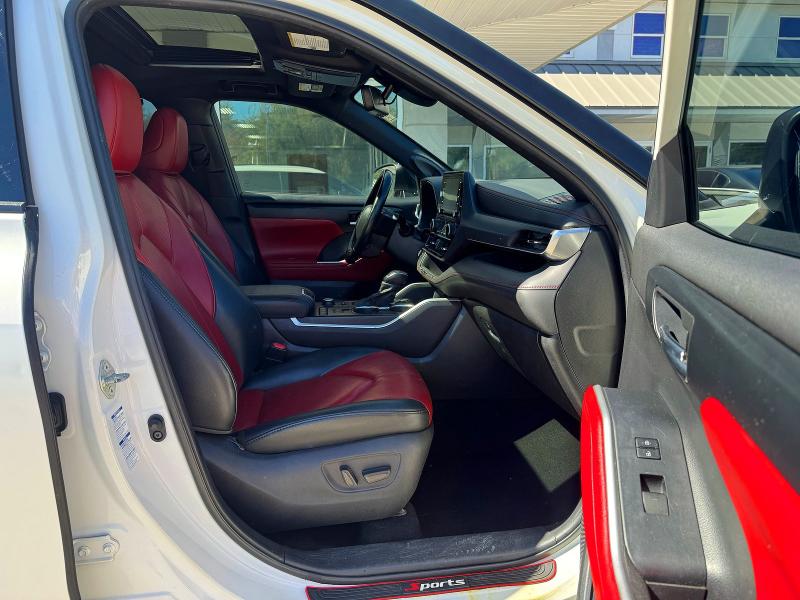 Aukcja sprzedaży 2021 Toyota Highlander, vin: 5TDJZRBH1MS070028        , numer aukcji: 69391186