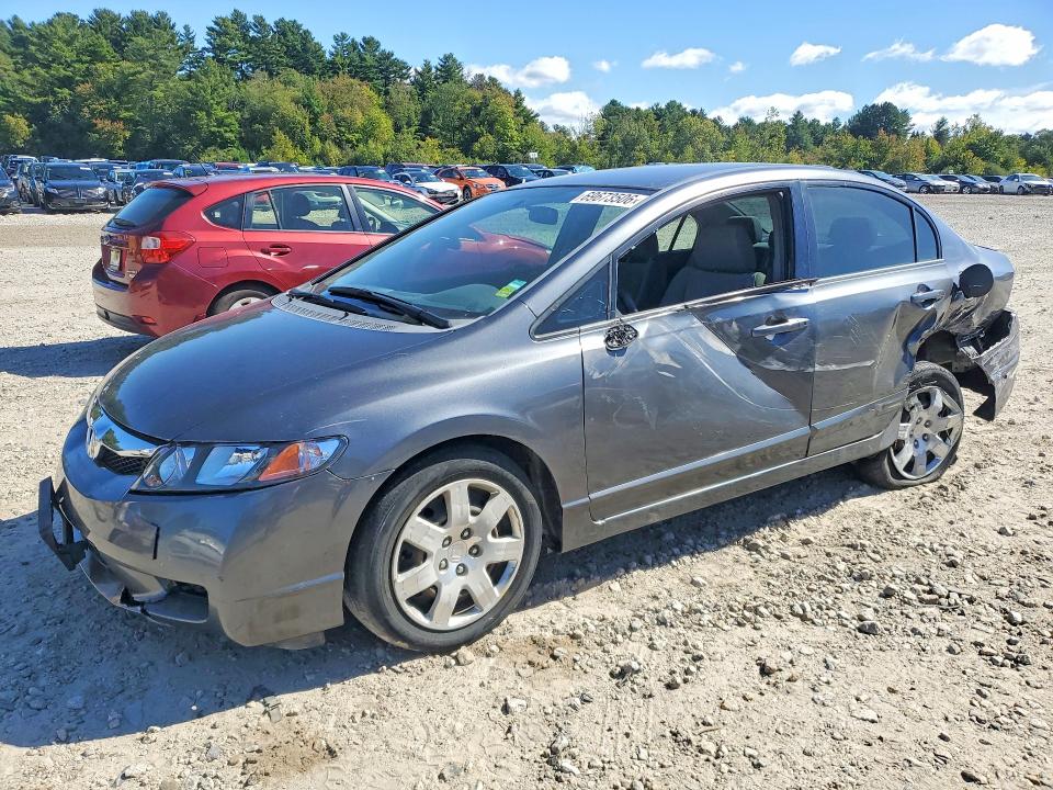 Auction sale of the 2010 Honda Civic, vin: 2HGFA1F56AH311270, lot number: 69673506