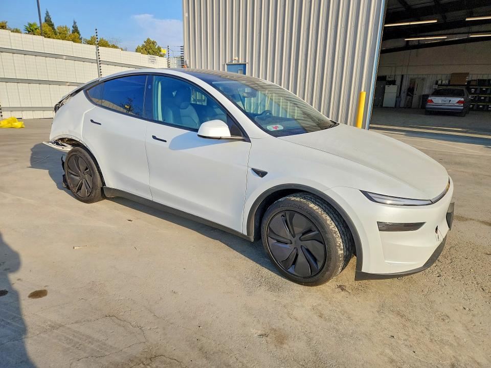 Продажа на аукционе авто 2026 Tesla Model Y, vin: 7SAYGDED1TF450430, номер лота: 69747886