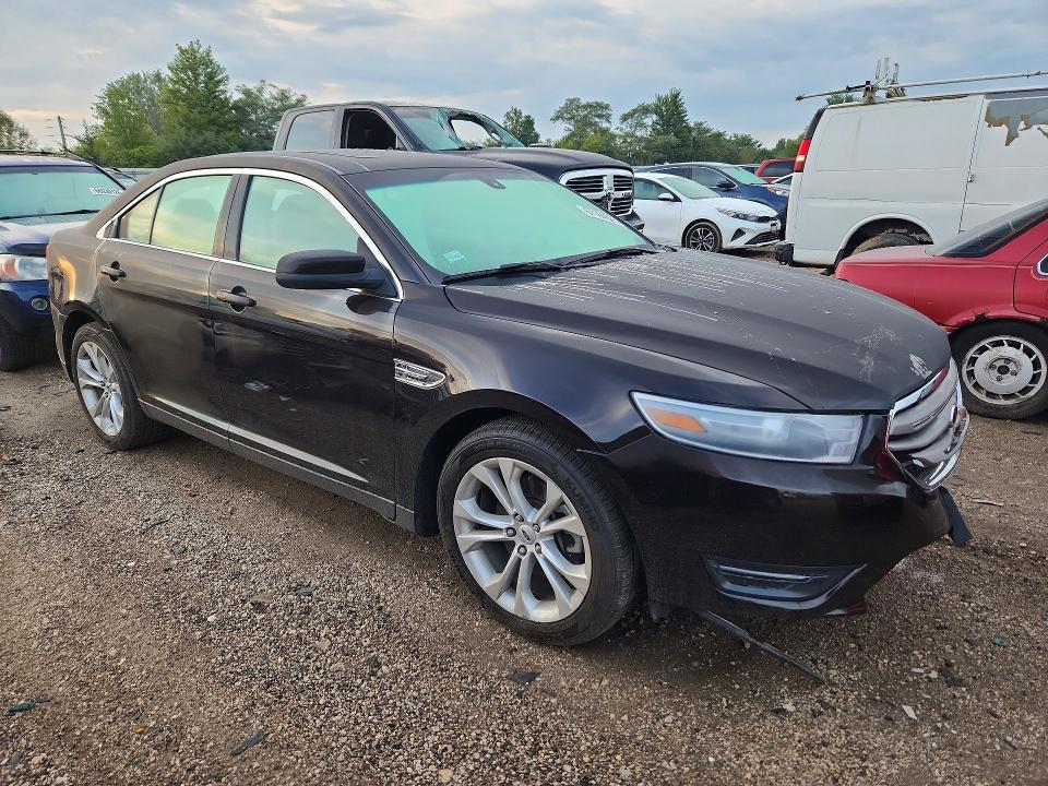 67164526 :رقم المزاد ، 1FAHP2H89DG164001 vin ، 2013 Ford Taurus مزاد بيع