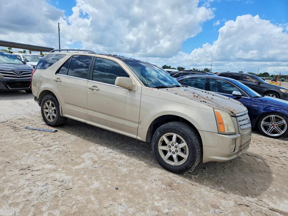 69111326 :رقم المزاد ، 1GYEE637870146007 vin ، 2007 Cadillac Srx مزاد بيع