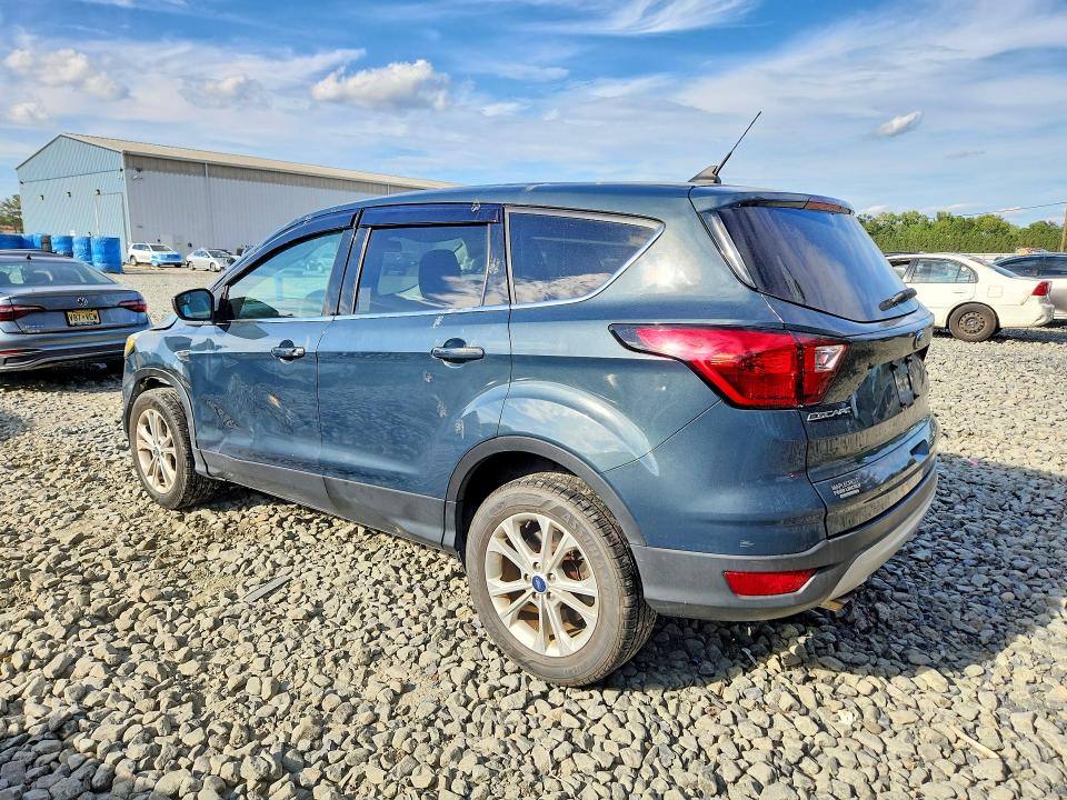 2019 Ford Escape მანქანა იყიდება აუქციონზე, vin: 1FMCU9GD4KUB91170, აუქციონის ნომერი: 68185676