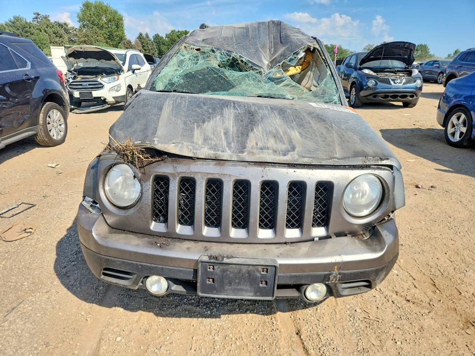 67395976 :رقم المزاد ، 1J4NT1GAXBD288861 vin ، 2011 Jeep Patriot مزاد بيع