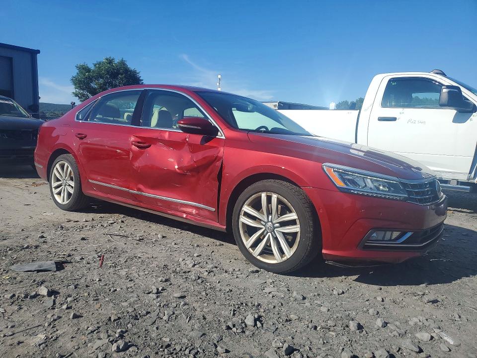 Продаж на аукціоні авто 2017 Volkswagen Passat, vin: 1VWCT7A36HC048132, номер лоту: 67721636