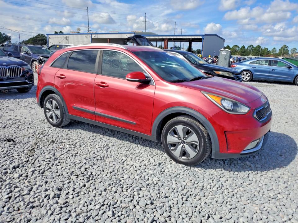 2019 Kia Niro მანქანა იყიდება აუქციონზე, vin: KNDCC3LC1K5283106, აუქციონის ნომერი: 71152106