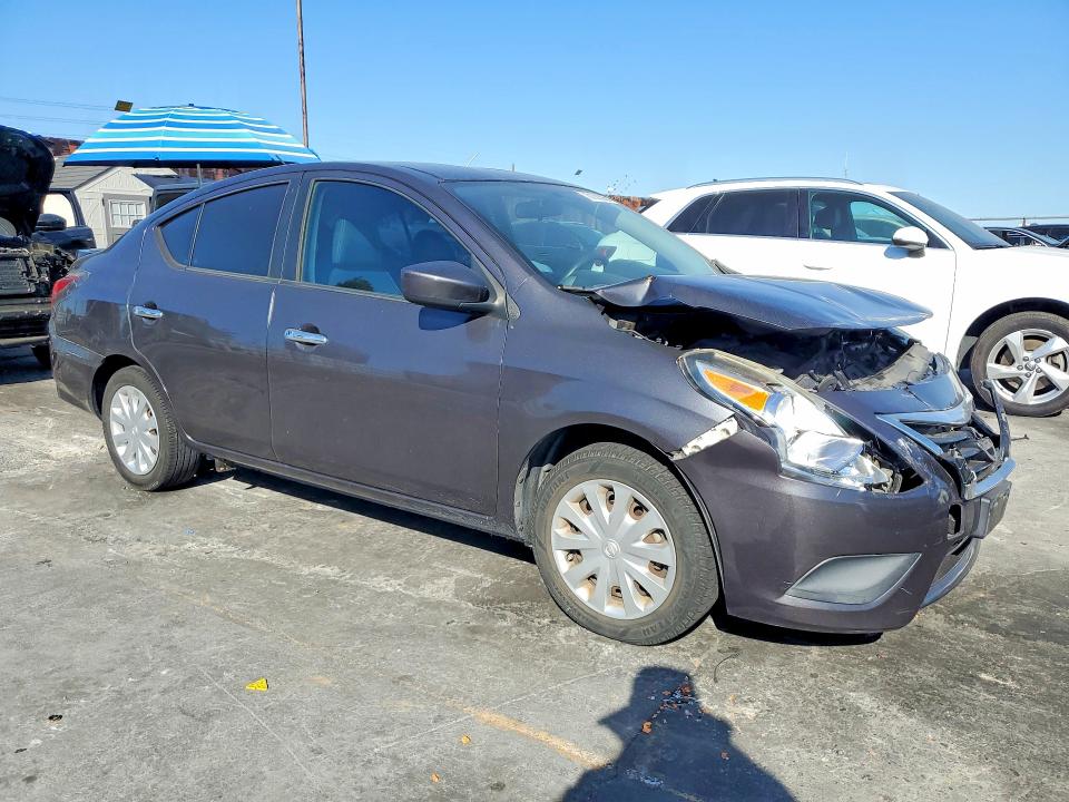 2015 Nissan Versa მანქანა იყიდება აუქციონზე, vin: 3N1CN7AP0FL937710, აუქციონის ნომერი: 70150396