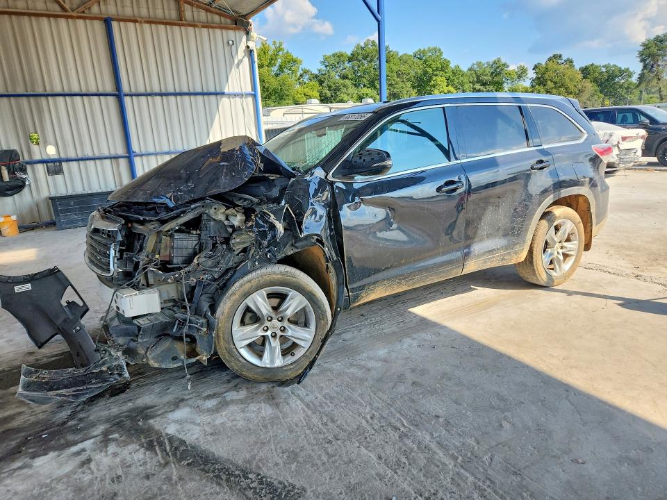66817056 :رقم المزاد ، 5TDDKRFH8FS100060 vin ، 2015 Toyota Highlander مزاد بيع