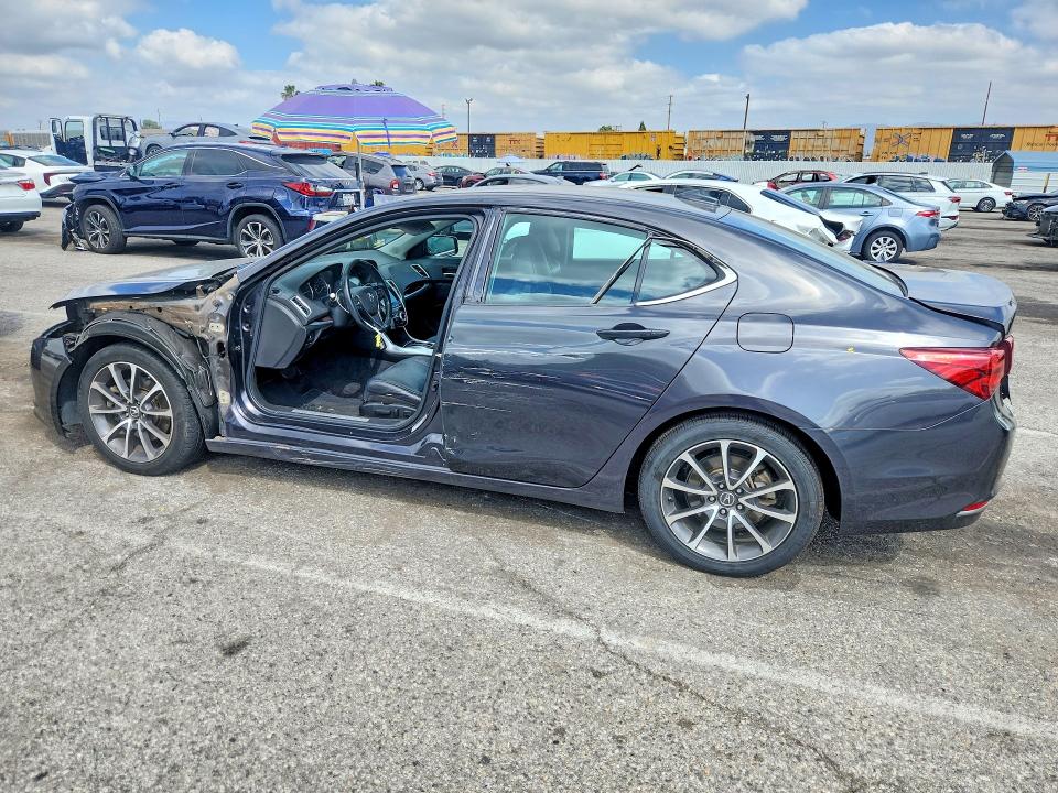 69404396 :رقم المزاد ، 19UUB2F57FA002665 vin ، 2015 Acura Tlx مزاد بيع