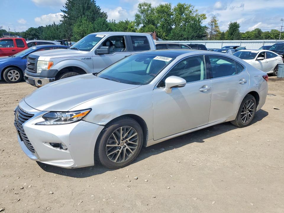 67899686 :رقم المزاد ، 58ABK1GG8JU095420 vin ، 2018 Lexus Es مزاد بيع