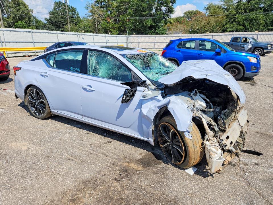 2024 Nissan Altima მანქანა იყიდება აუქციონზე, vin: 1N4BL4CV2RN302331, აუქციონის ნომერი: 68955076
