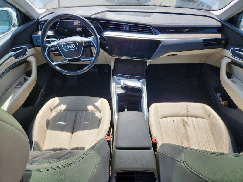 Продаж на аукціоні авто 2021 Audi E-tron, vin: WA12AAGE0MB000548, номер лоту: 68918606
