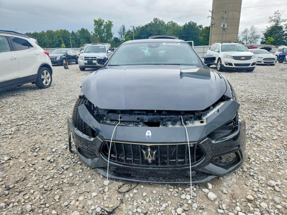 2022 Maserati Ghibli მანქანა იყიდება აუქციონზე, vin: ZAM57YTM0N1391937, აუქციონის ნომერი: 68670546