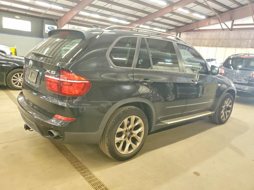 68814136 :رقم المزاد ، 5UXZV4C54CL750638 vin ، 2012 Bmw X5 مزاد بيع