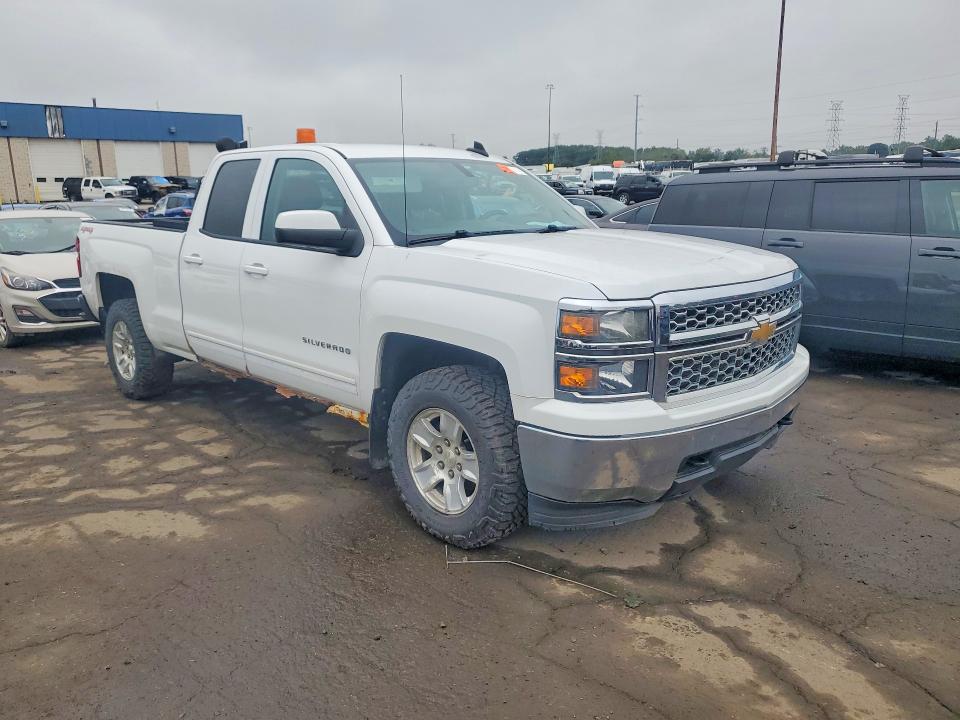Продажа на аукционе авто 2015 Chevrolet Silverado, vin: 1GCVKREC9FZ368933, номер лота: 69358036