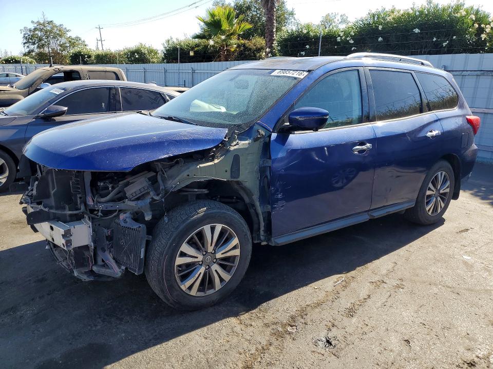 Auction sale of the 2017 Nissan Pathfinder, vin: 5N1DR2MN5HC609986, lot number: 69857216