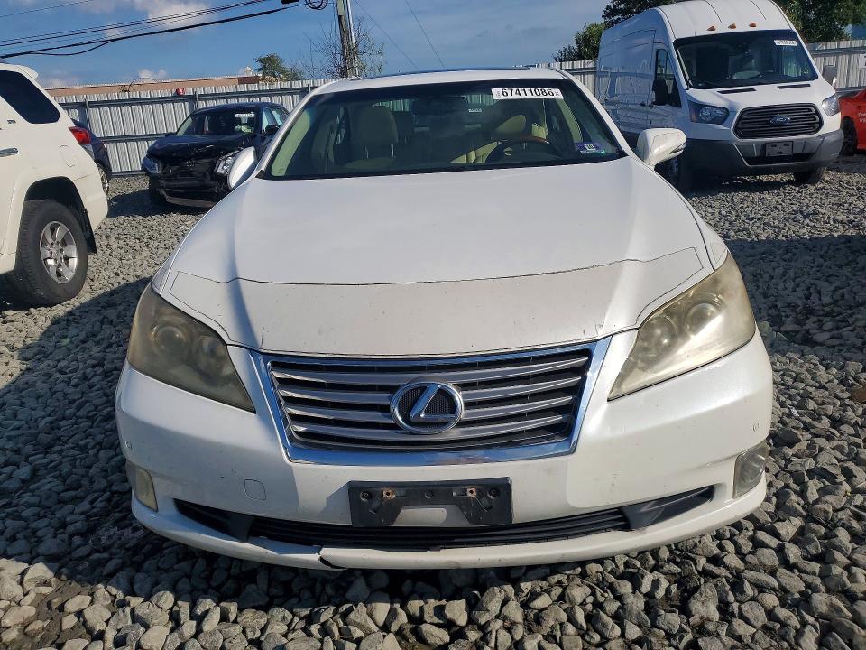 67411086 :رقم المزاد ، JTHBK1EG6B2469565 vin ، 2011 Lexus Es مزاد بيع
