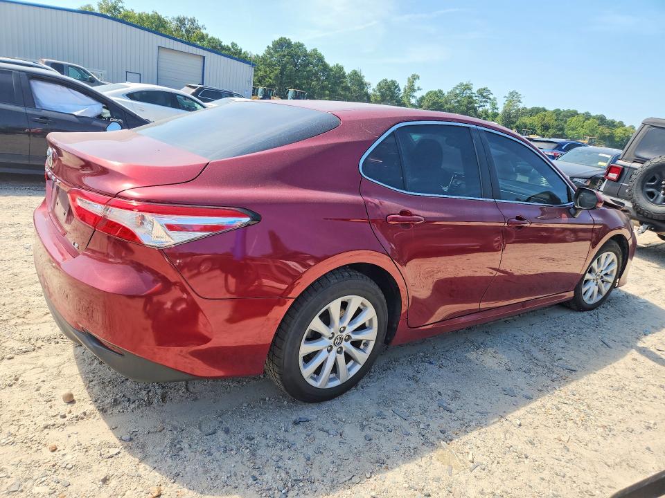 Auction sale of the 2018 Toyota Camry, vin: 4T1B11HK8JU667180, lot number: 67696076