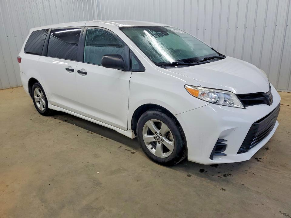 69585906 :رقم المزاد ، 5TDZZ3DC4KS995353 vin ، 2019 Toyota Sienna مزاد بيع