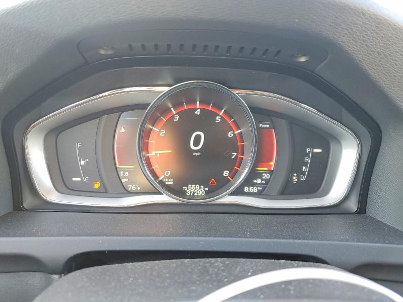 Продажа на аукционе авто 2015 Volvo V60, vin: YV1612SK1F1222335, номер лота: 69709336