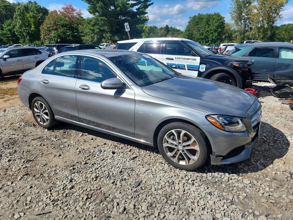 69823286 :رقم المزاد ، 55SWF4KBXFU095352 vin ، 2015 Mercedes-benz C مزاد بيع