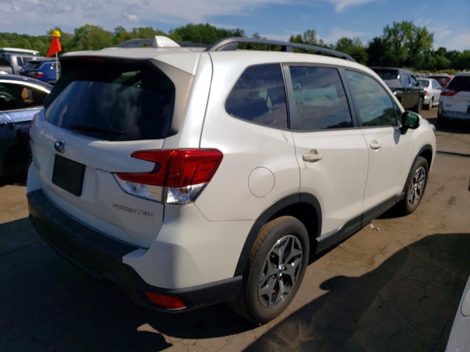 2020 Subaru Forester მანქანა იყიდება აუქციონზე, vin: JF2SKAJCXLH462431, აუქციონის ნომერი: 68147126