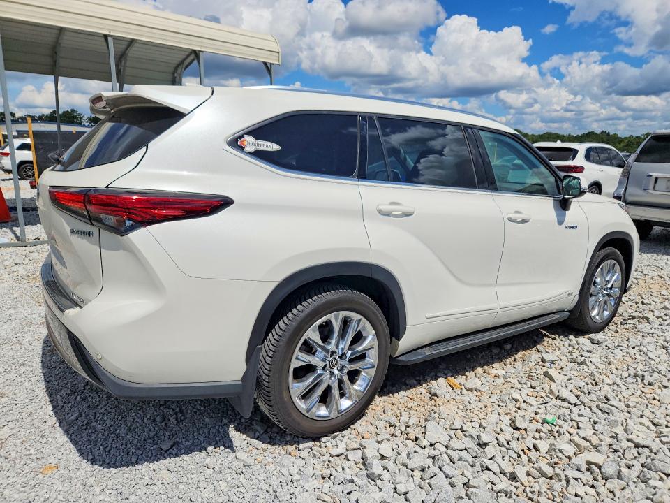 68603536 :رقم المزاد ، 5TDXBRCH8MS520416 vin ، 2021 Toyota Highlander Hybrid مزاد بيع