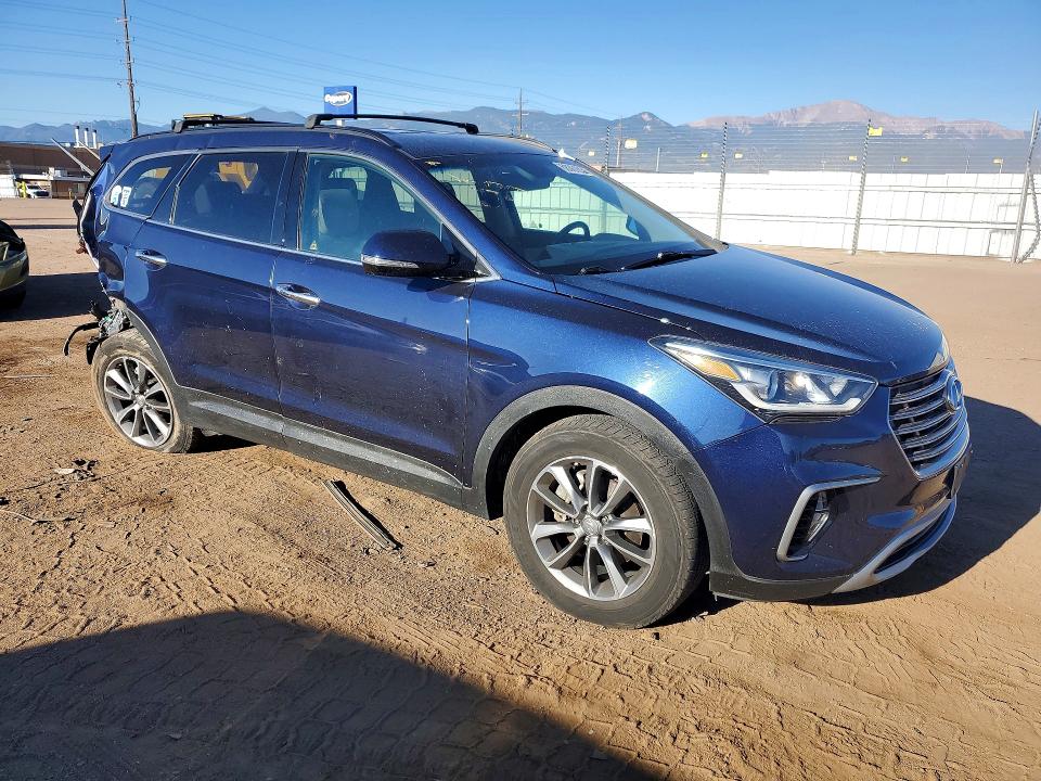 2017 Hyundai Santa Fe მანქანა იყიდება აუქციონზე, vin: KM8SNDHF7HU175078, აუქციონის ნომერი: 68361956