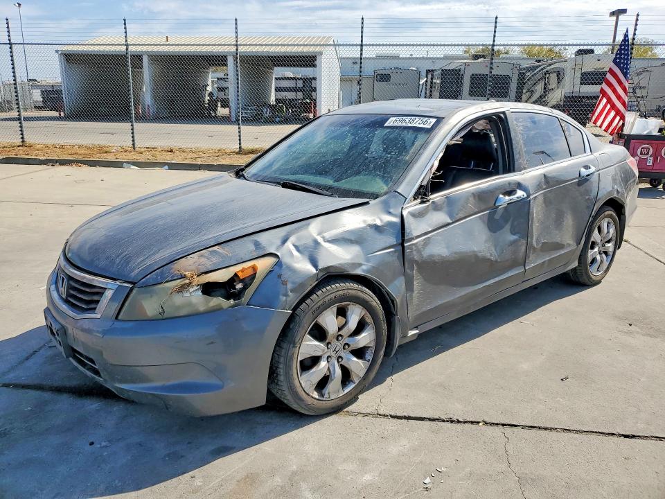 2008 Honda Accord მანქანა იყიდება აუქციონზე, vin: 1HGCP26898A097367, აუქციონის ნომერი: 69638756