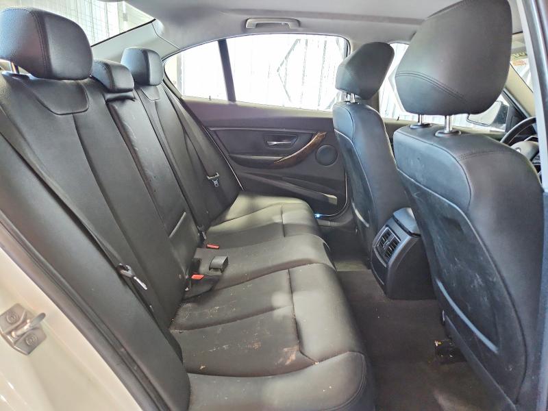 67356566 :رقم المزاد ، WBA8A9C54GK615612 vin ، 2016 Bmw 320 مزاد بيع