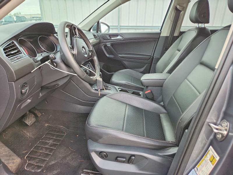 67706246 :رقم المزاد ، 3VV3B7AXXMM134689 vin ، 2021 Volkswagen Tiguan مزاد بيع